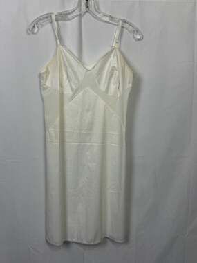 Vintage Gaymode Penneys Women's Ivory Nylon Full Slip Size 36 Short Lingerie